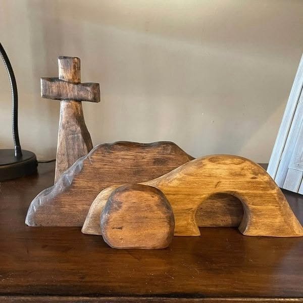Heather Marie Facebook ad: Handmade wooden Easter Jesus rebirth