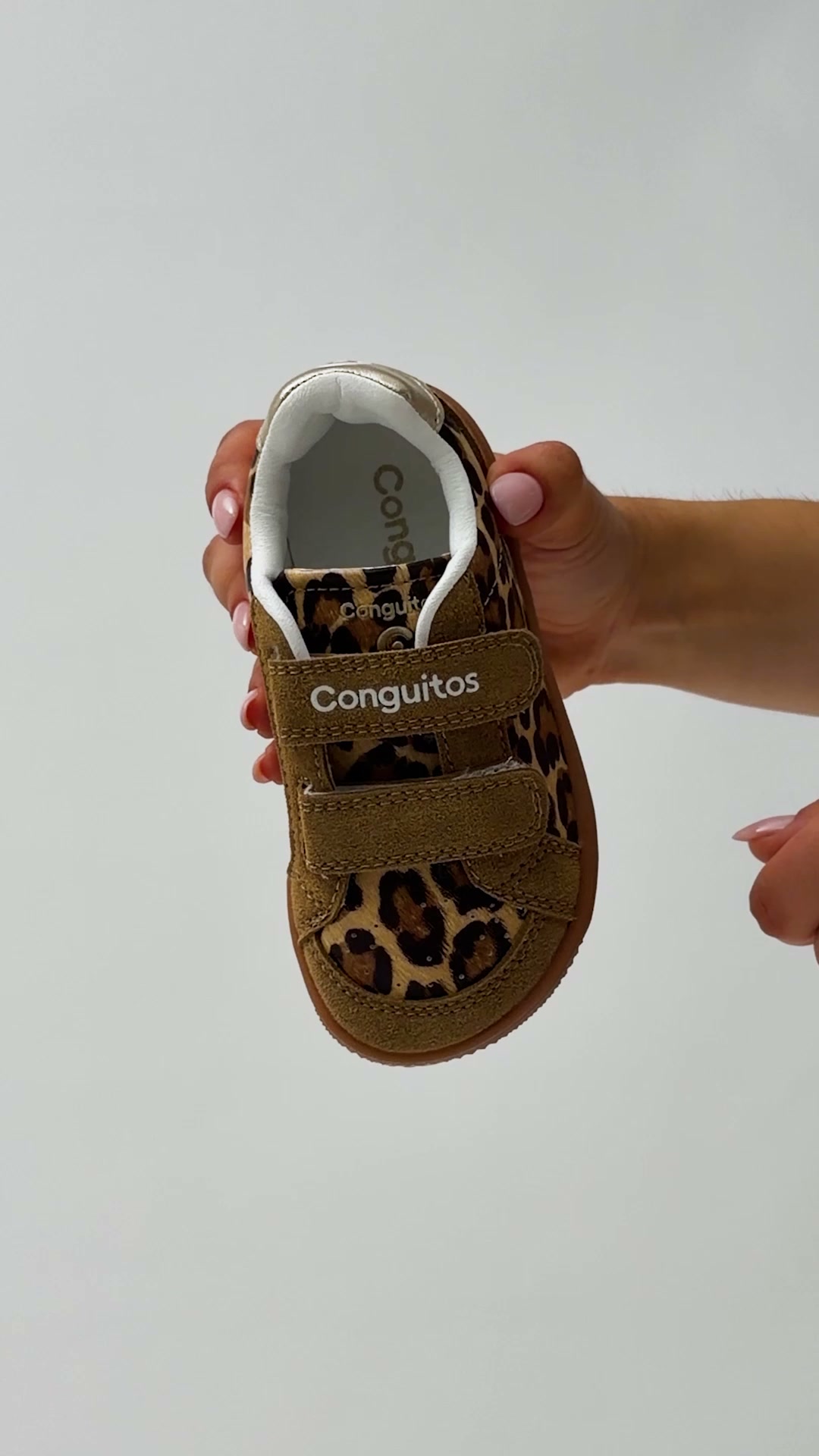 Conguitos Facebook ad: BAREFOOT Pisada Natural
