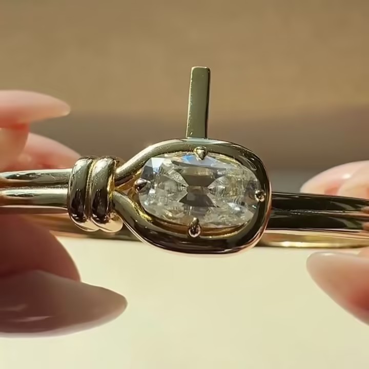 TomJewel Facebook ad: Tomjewel Would be a Perfect Choice to elevate…