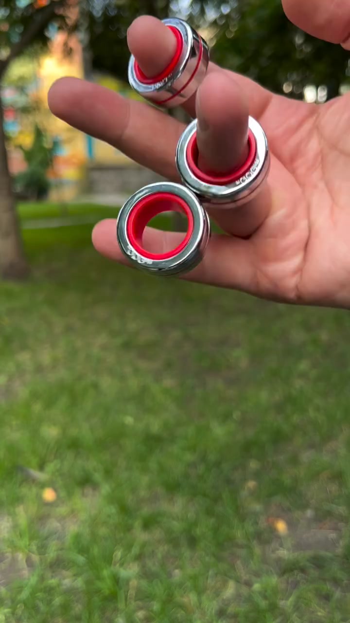 Limorence.com Facebook ad: Magnetic Rings Fidget Toy