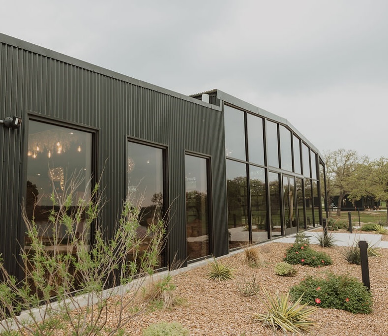 Loco Lake Event Venue Facebook ad: Your Dream Wedding is Waiting!