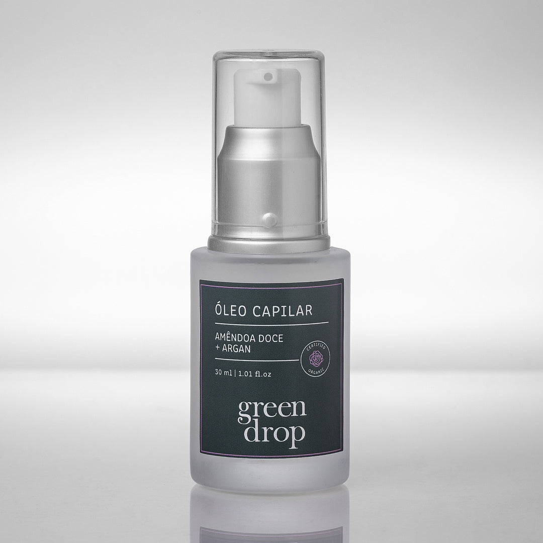 greendrop.com.br Facebook ad: Nature-powered skincare for cool, healthy people.