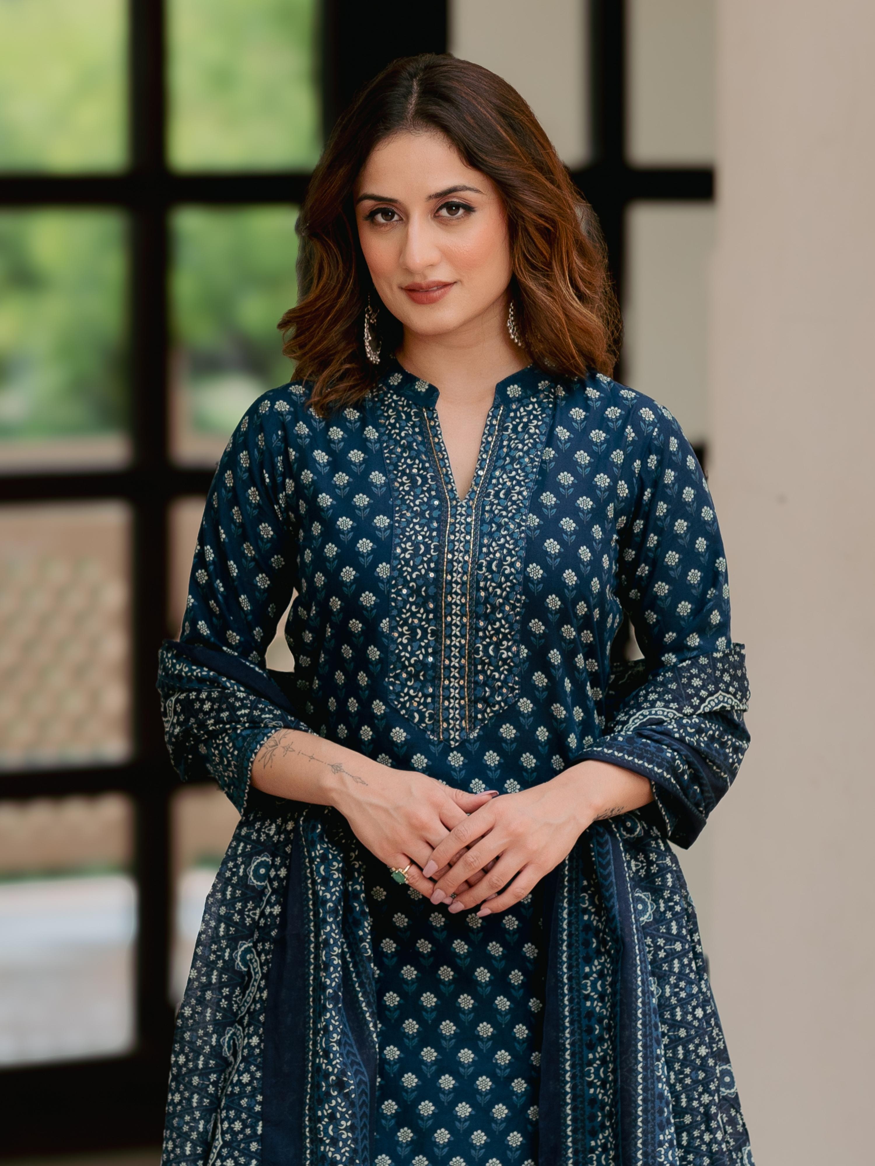 Arayna Facebook ad: Refresh your ethnic wardrobe with Arayna