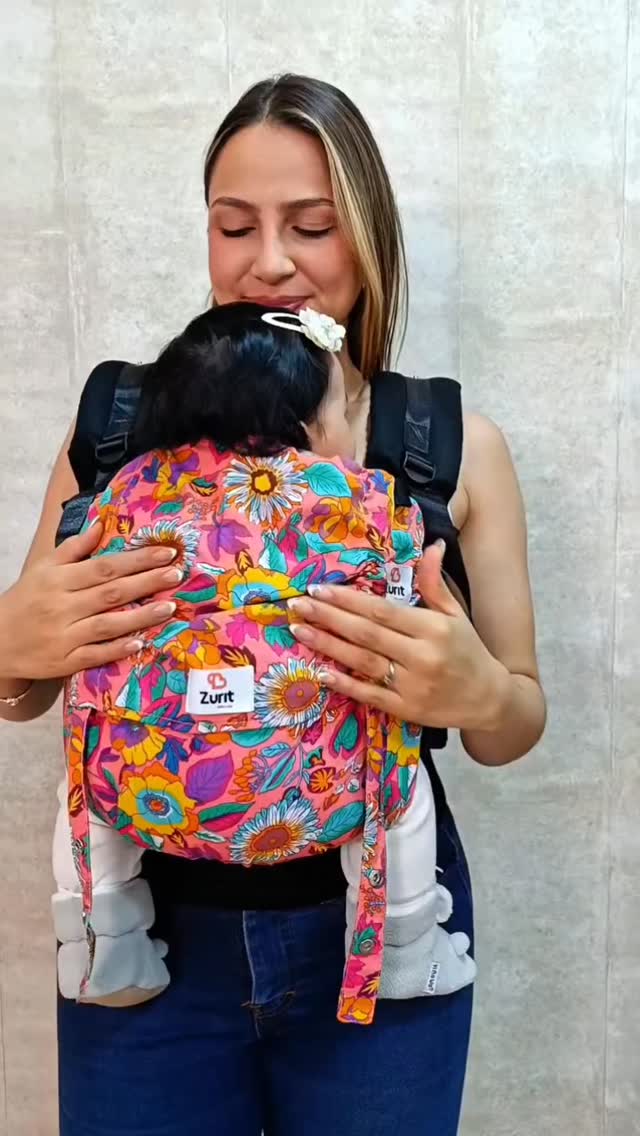 Zurit Portabebé - With love Facebook ad: El porteo ergonómico cuida su postura y la…
