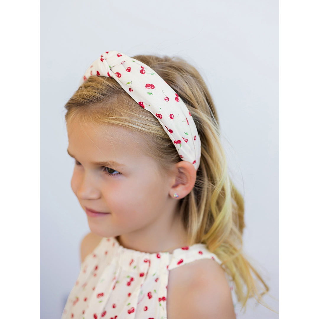 Maison Emme Facebook ad: Mor och dotter, matchande, hela sommaren.
