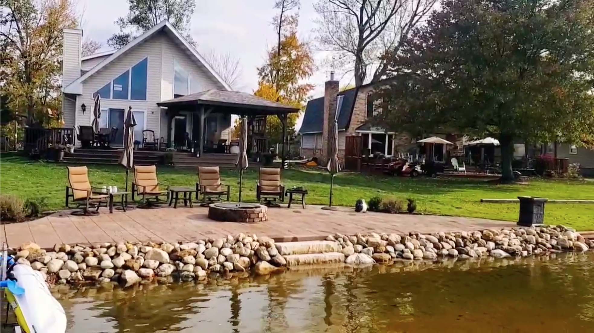 New Leaf Landscapes & Lakeshores Facebook ad: New Leaf Landscapes | Lakeside Landscape Construction…