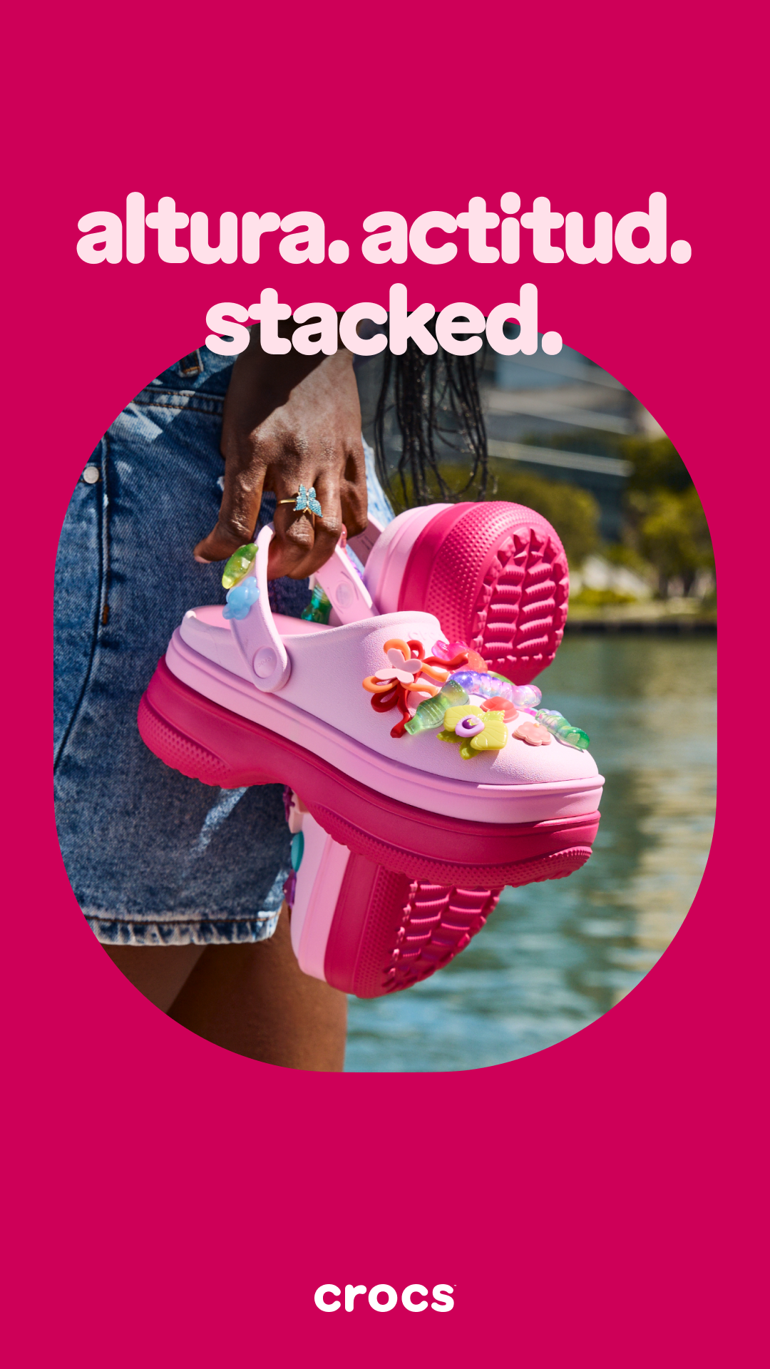 Crocs Facebook ad