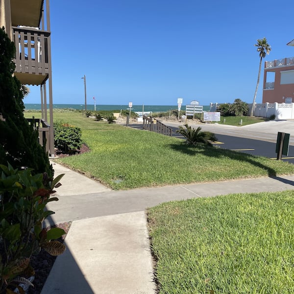 Vrbo Facebook ad