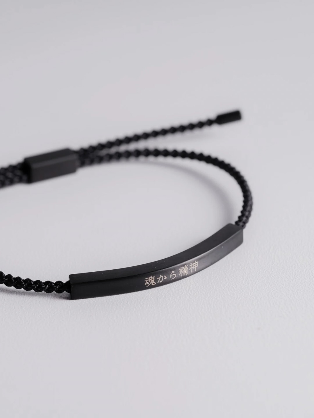 Kuze Original Facebook ad: A bracelet that instantly elevates your look, no…