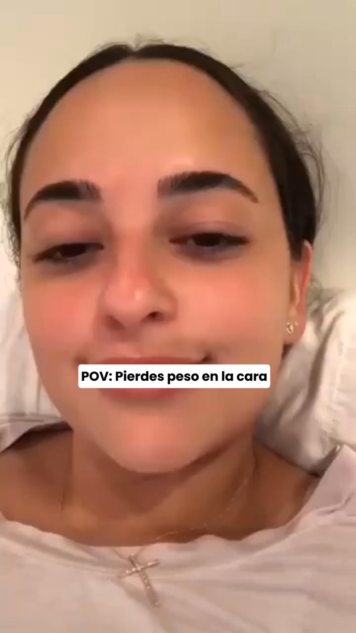 Aurelys Facebook ad: Piernas ligeras todo el día