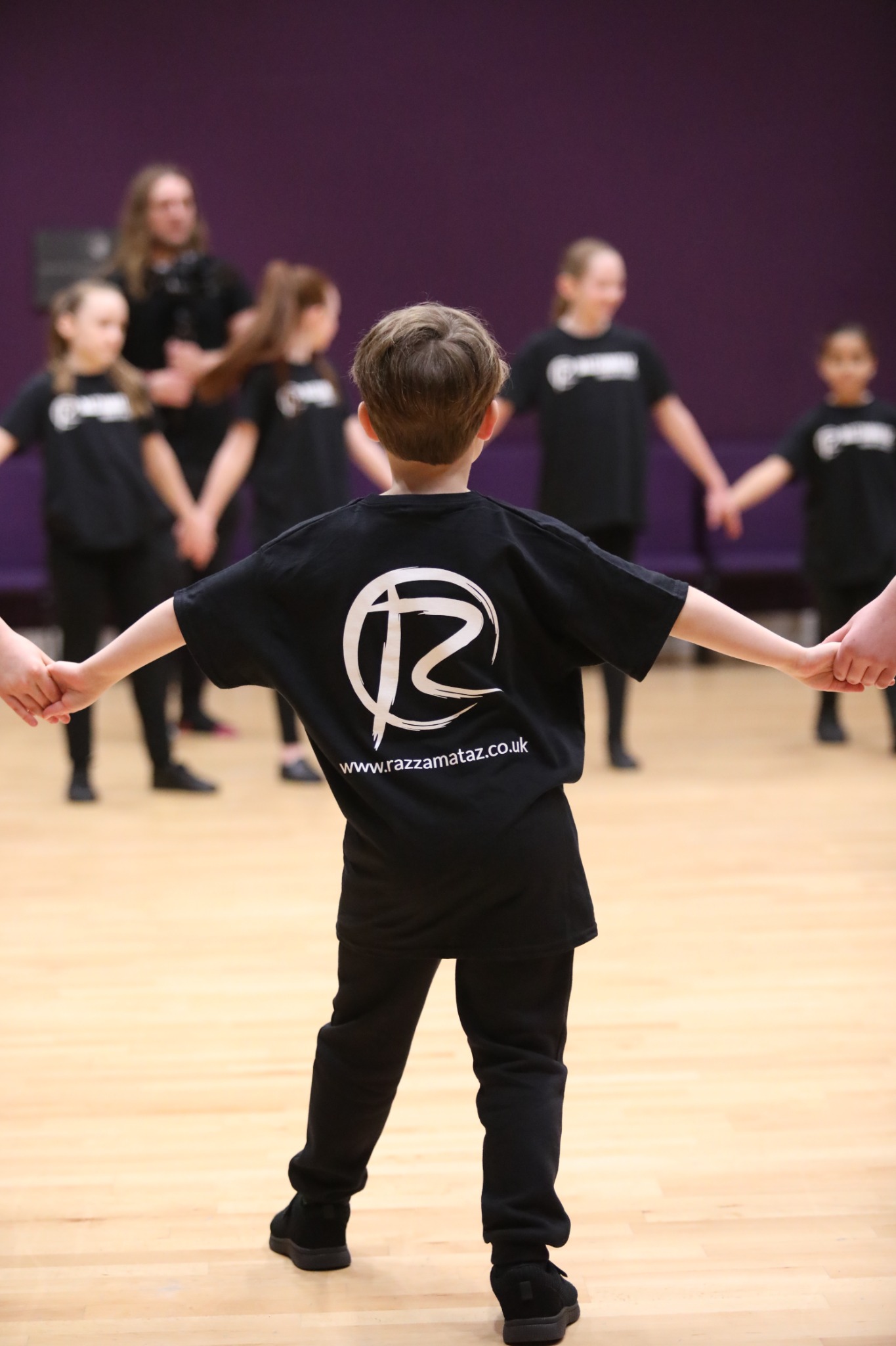 Razzamataz Theatre Schools Maidstone Facebook ad: Creating Confident Futures
