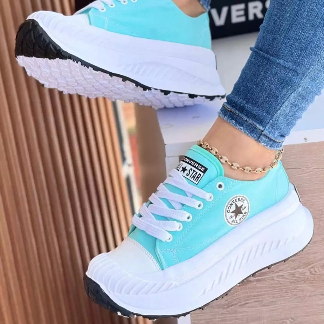 Estilo Tropical Facebook ad