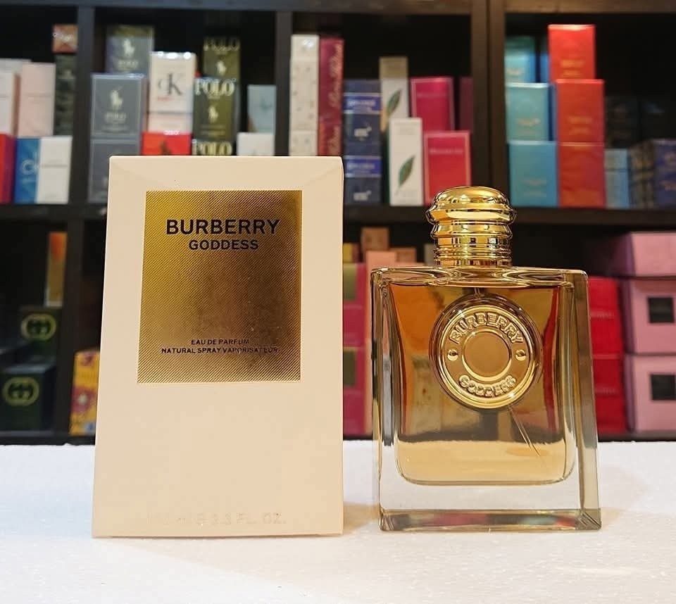Scents joint ke Facebook ad: OFFER OFFER.grab any perfume of your choice at…