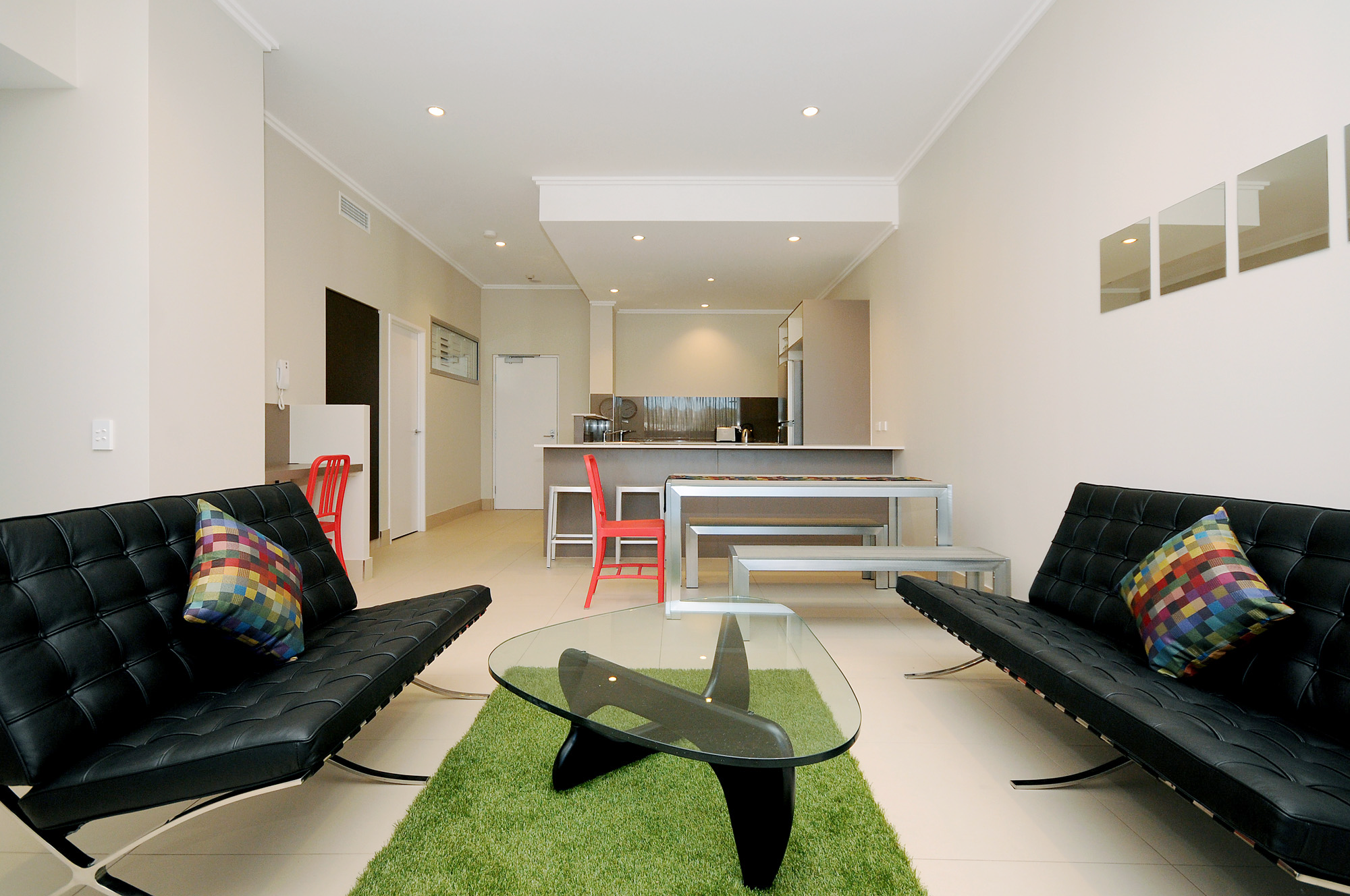 Laguna Serviced Apartments Facebook ad: Heading to Toowoomba?