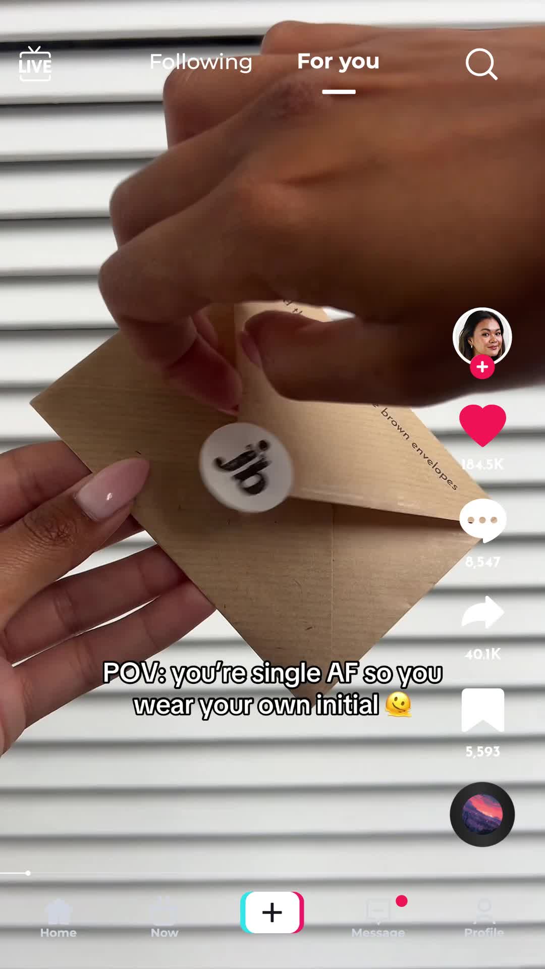 jewellerybox.co.uk Facebook ad from Dec 23, 2024