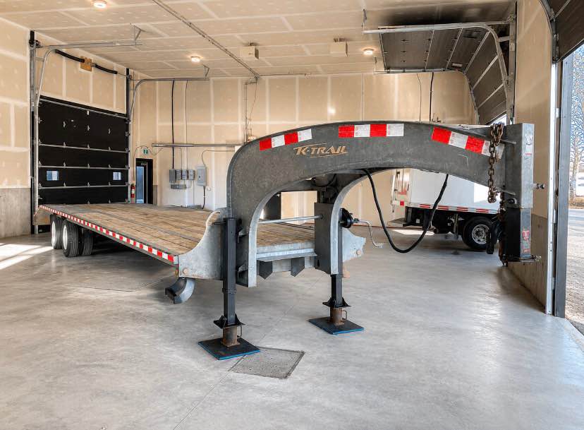 Martin Blaquiere Facebook ad: 2018 K-Trail Gooseneck 30+5 36000 lbs. (Trailer 30 pieds)
