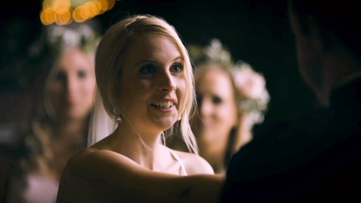 Toy Box Studios Facebook ad: What makes a wedding special?