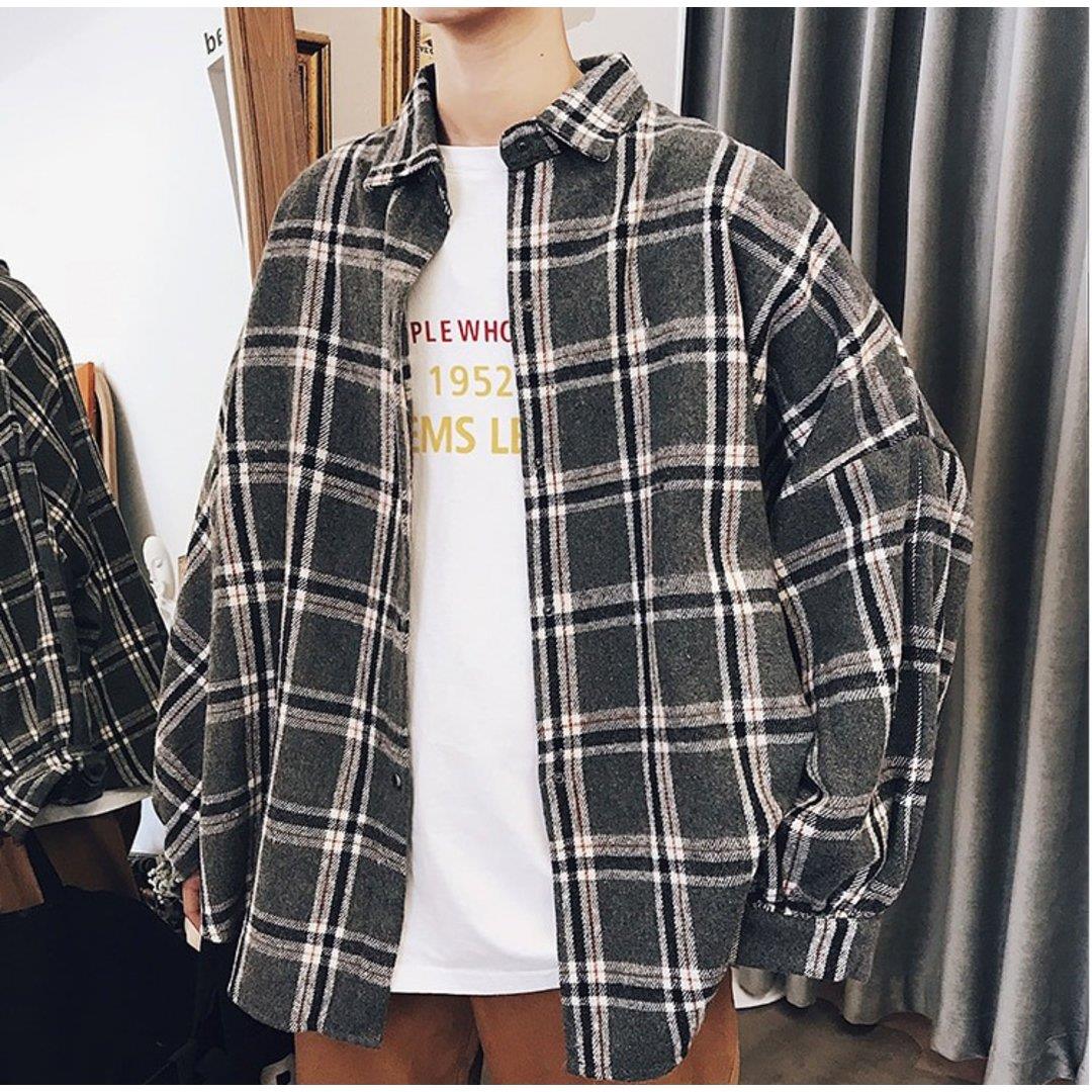 Vinthentic // Top Sellers Facebook ad: Up to 70% off sitewide!