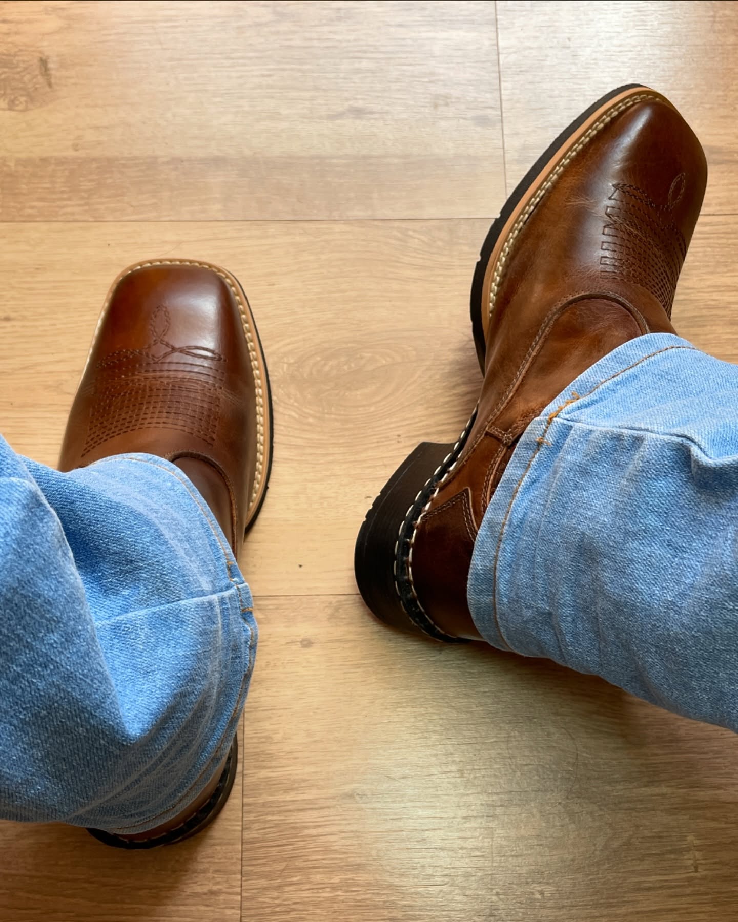 Santarém Boots Facebook ad: Bota Masculina Country Texana 2151 Crase Horse - Café