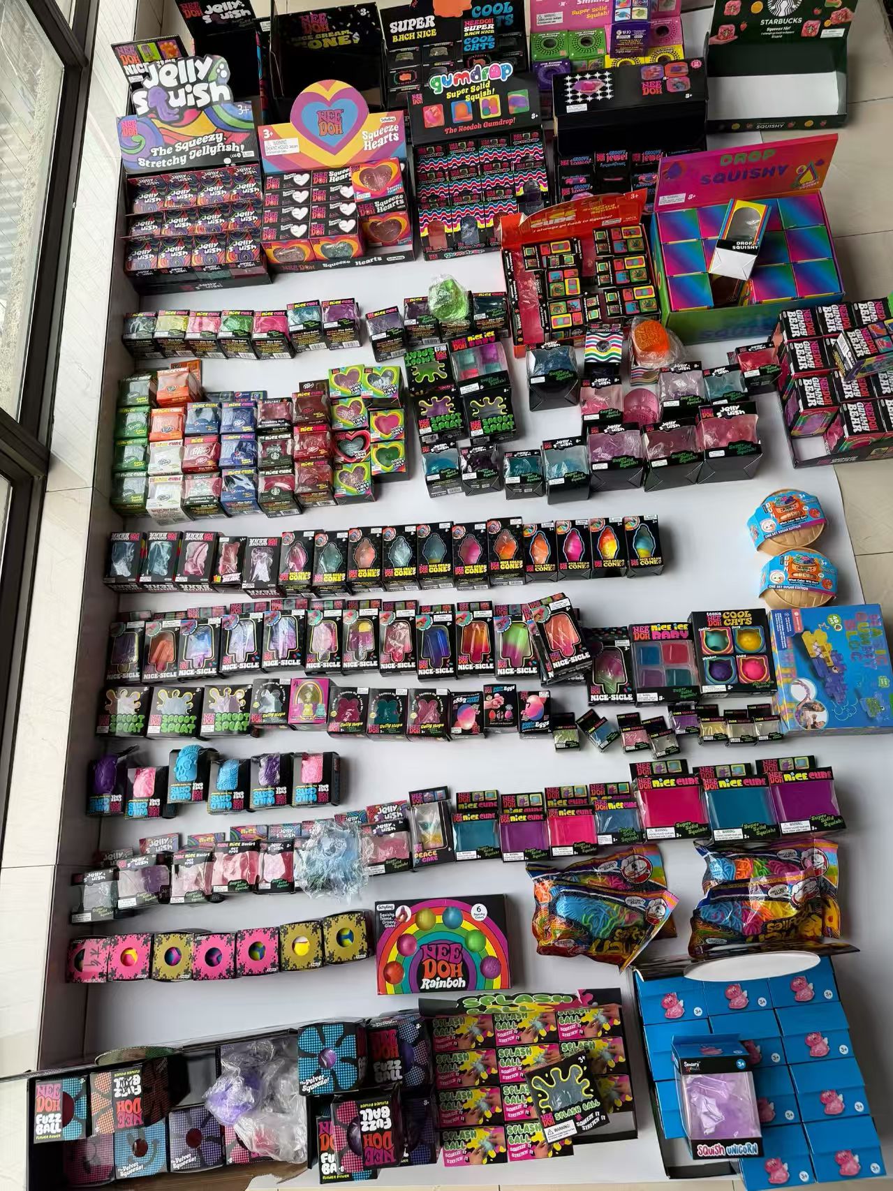 Sardo Gene Marshack Facebook ad: Huge stock of trendy fidget squishy