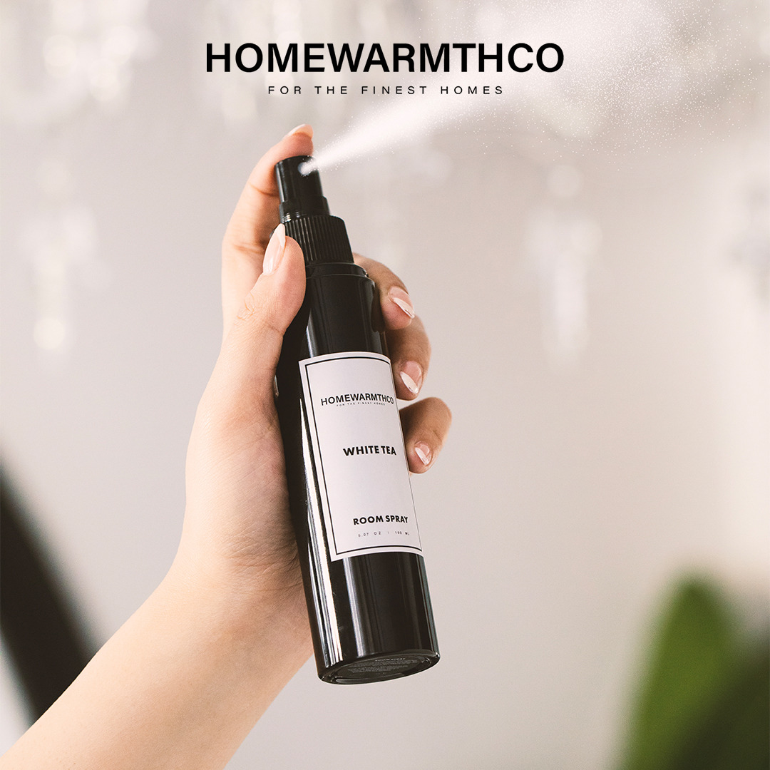 Home Warmth Co. Facebook ad: Your home deserves a signature scent.