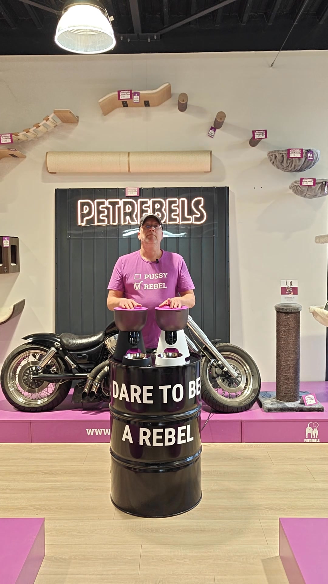 petrebels.com Facebook ad: Stop overeten direct