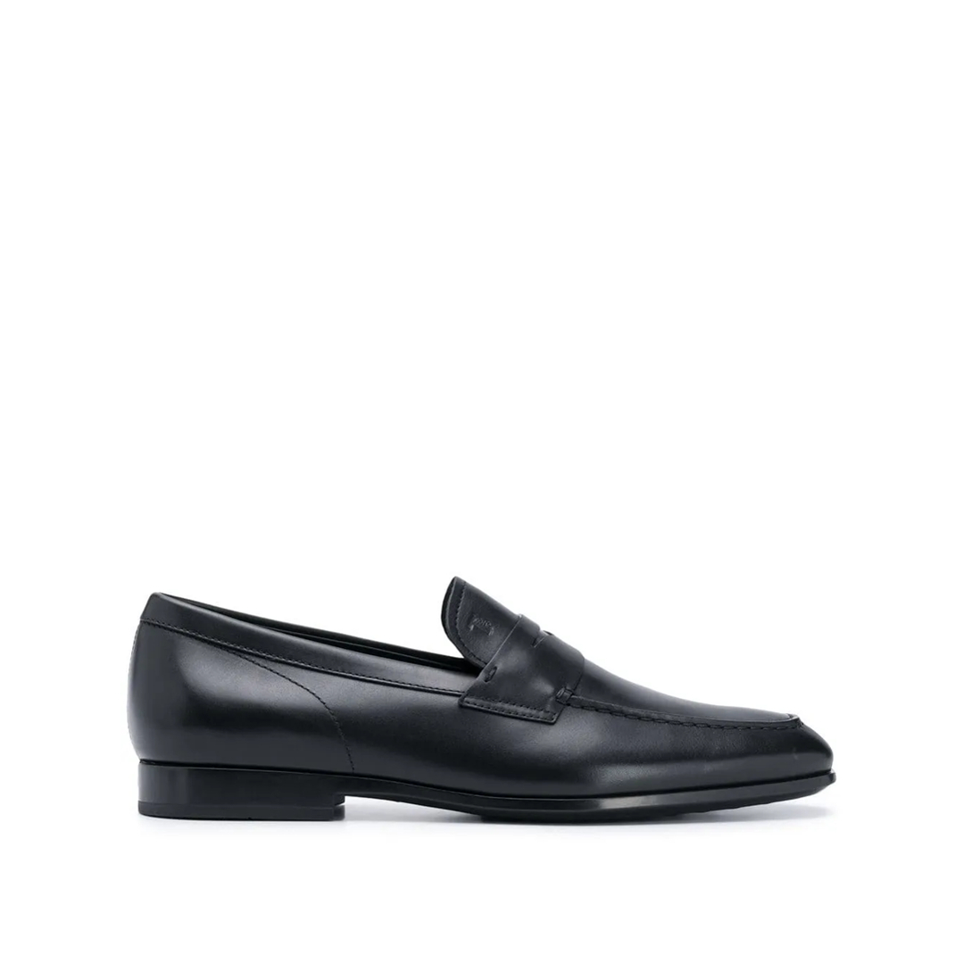 FARFETCH Facebook ad: Trending now from the world’s best brands.