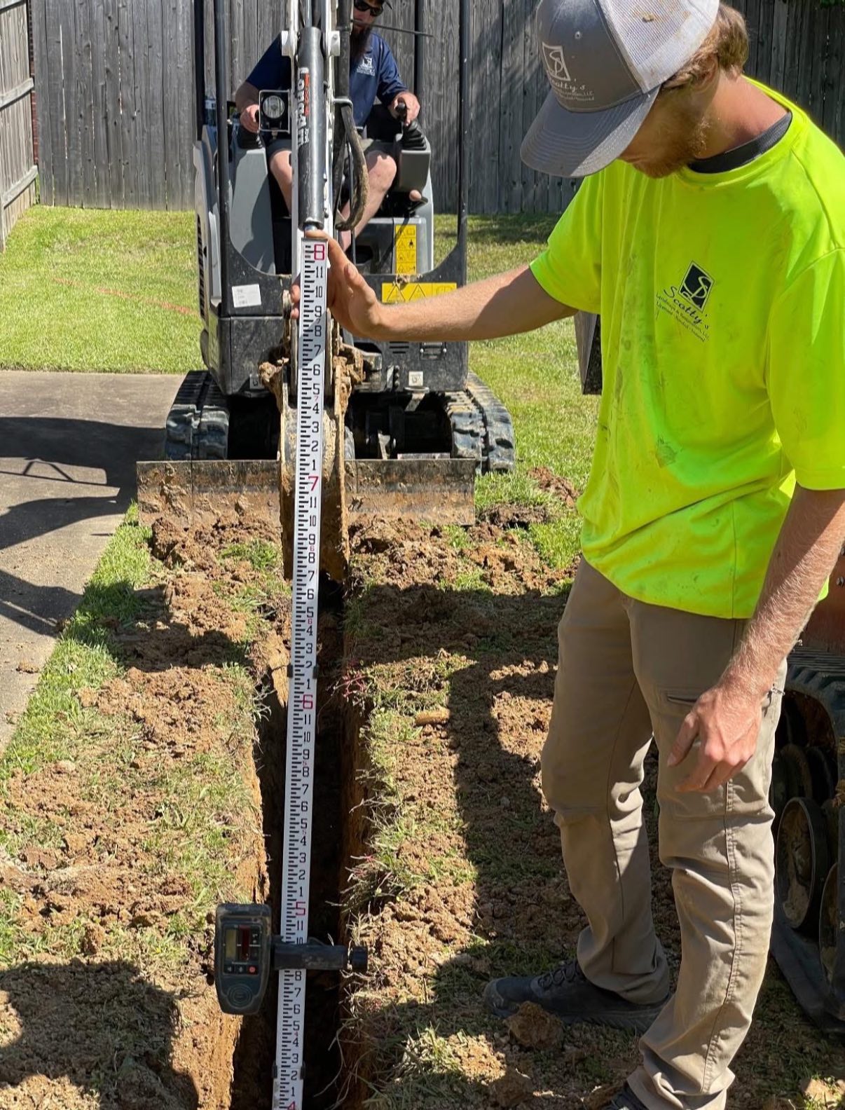 Scotty's Landscape & Drainage, LLC Facebook ad: Stop walking in the Mud!