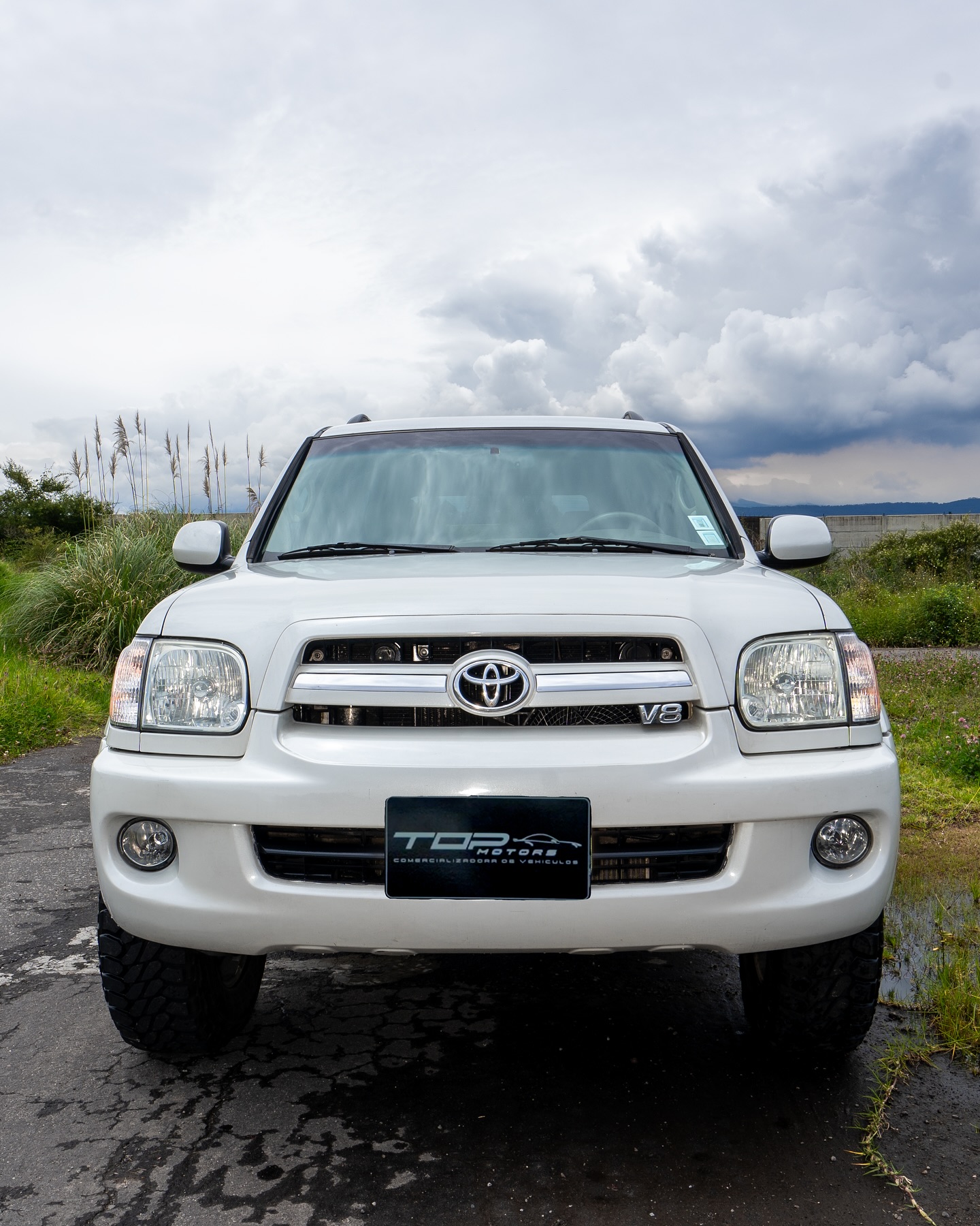 TOP MOTORS Facebook ad: CATÁLOGO TOP MOTORS