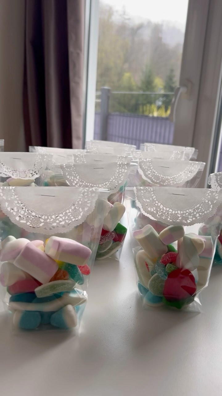 Miralina's Halal Sweets Facebook ad: Bayram-Idee by @kilic_story