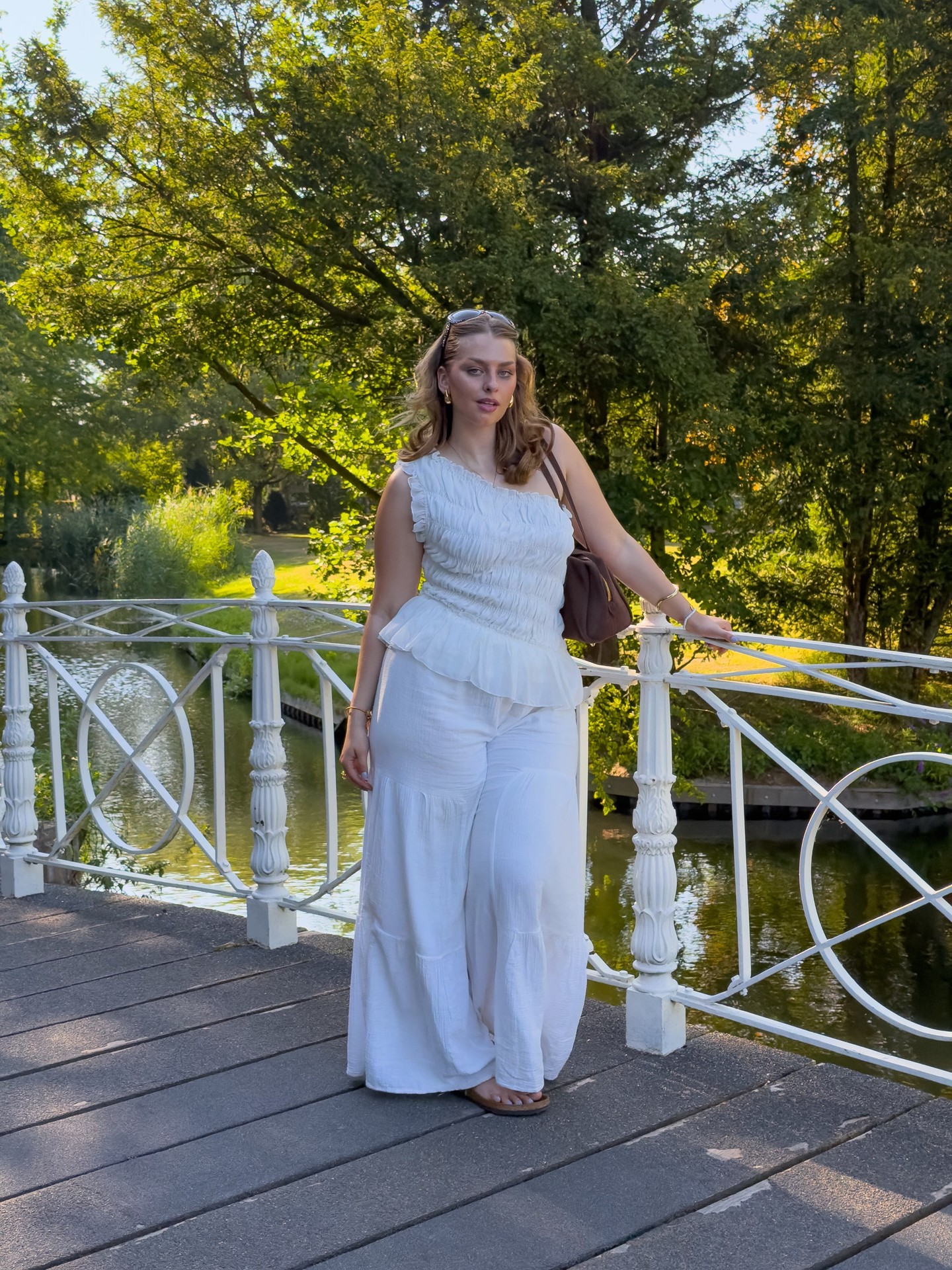 Fashion Nova Curve Facebook ad