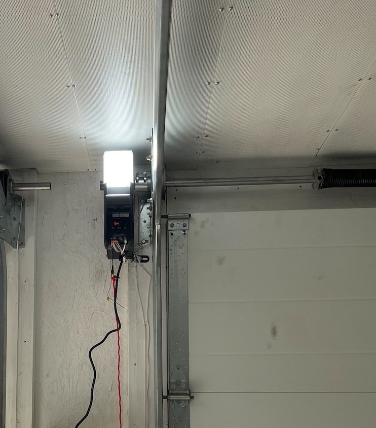 James Conway Facebook ad: VERY POWERFUL PREMIUM QUALITY SIDE MOUNT GARAGE DOOR…