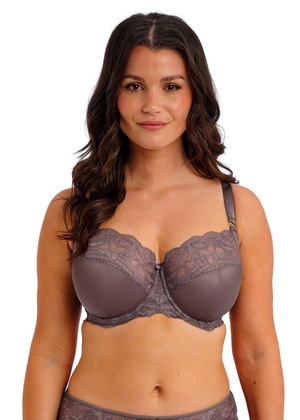 Fantasie Facebook ad: Supportive, comfortable and made to flatter.