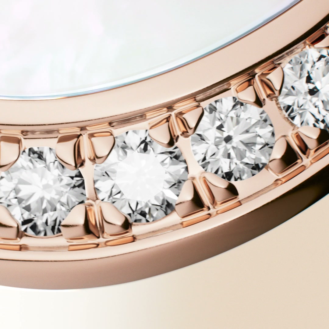 BVLGARI Facebook ad: ブルガリ「ディーヴァ ドリーム」