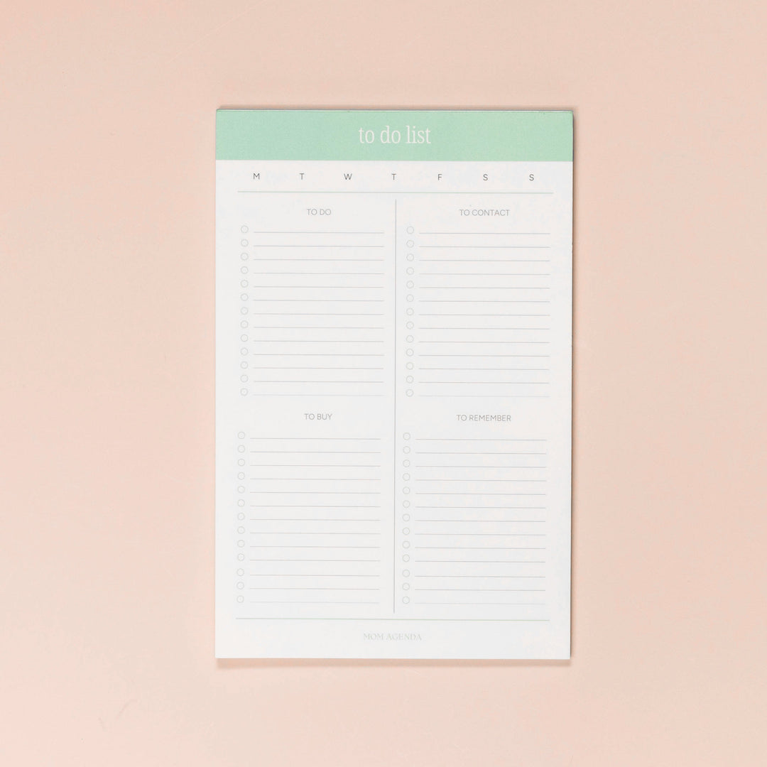 Mom Agenda Facebook ad: It's never too late to get organized!