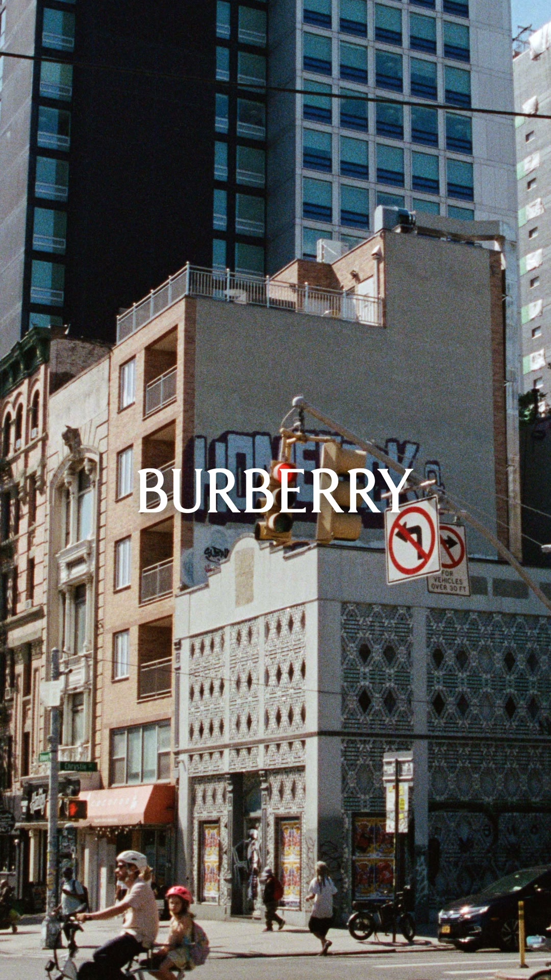 Burberry Facebook ad: Four cities. Ten iconic styles.