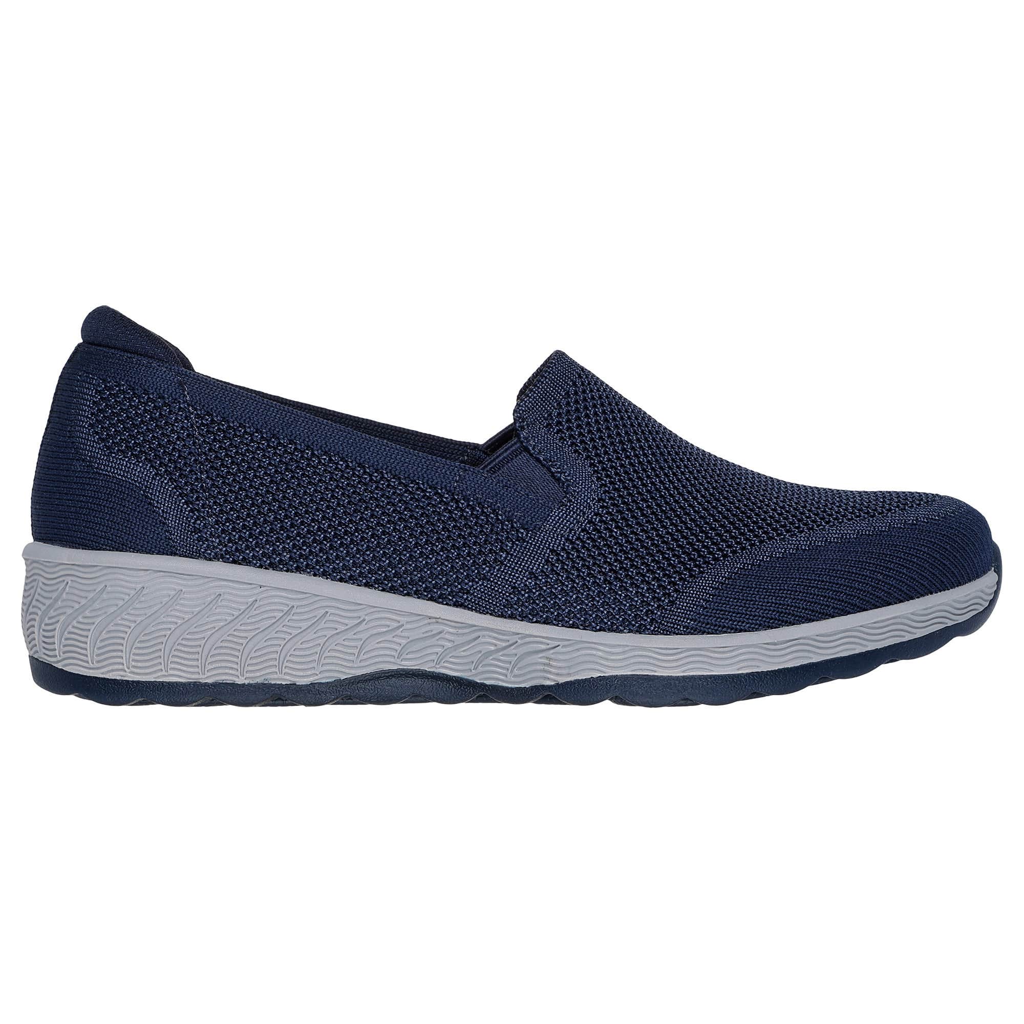 SKECHERS Facebook ad