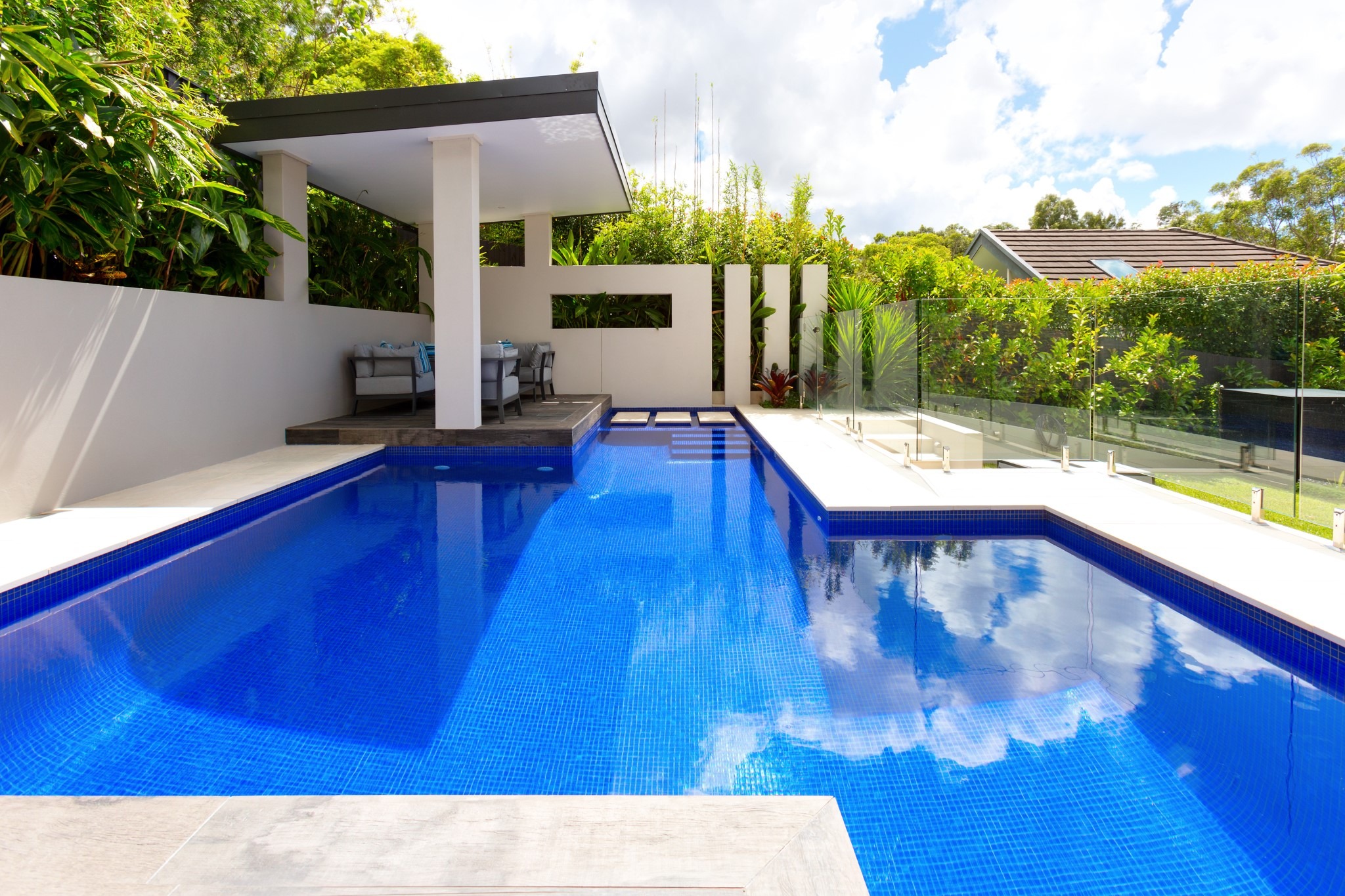 Premier Pools Facebook ad: Swimming Pool Construction Experts - Sydney Metropolitan