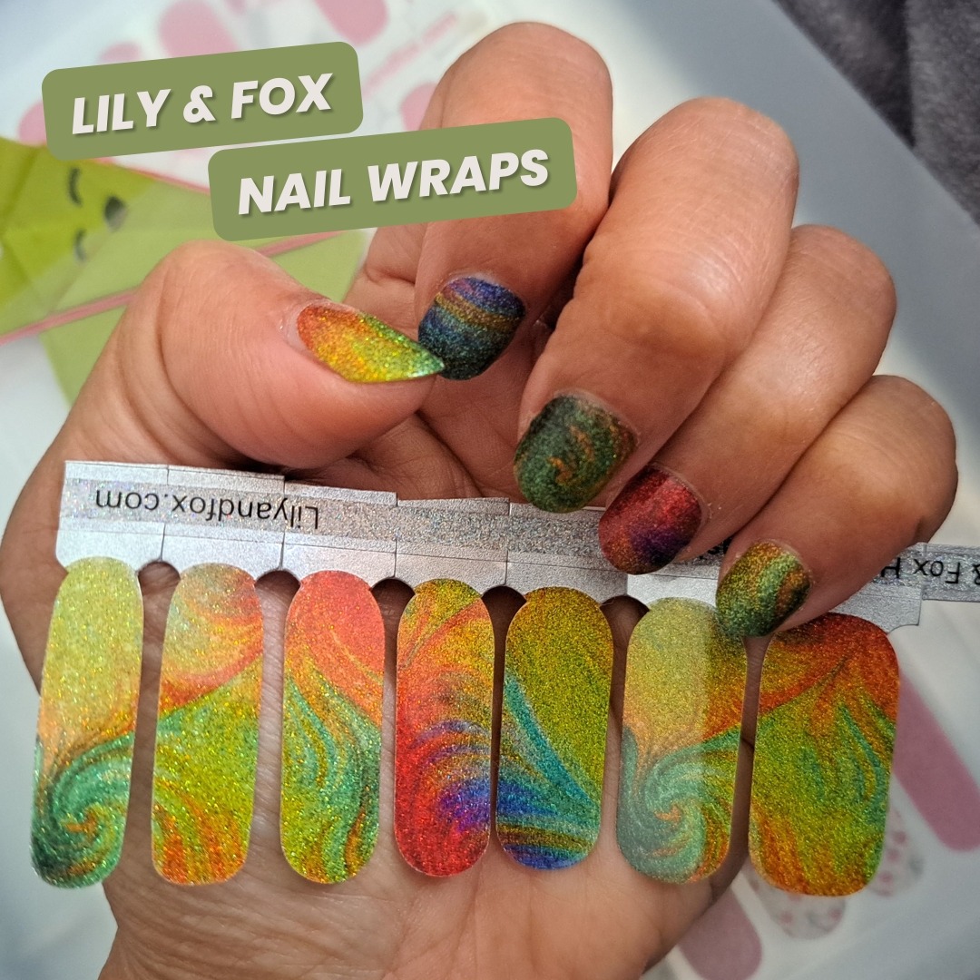 Lily and Fox Facebook ad
