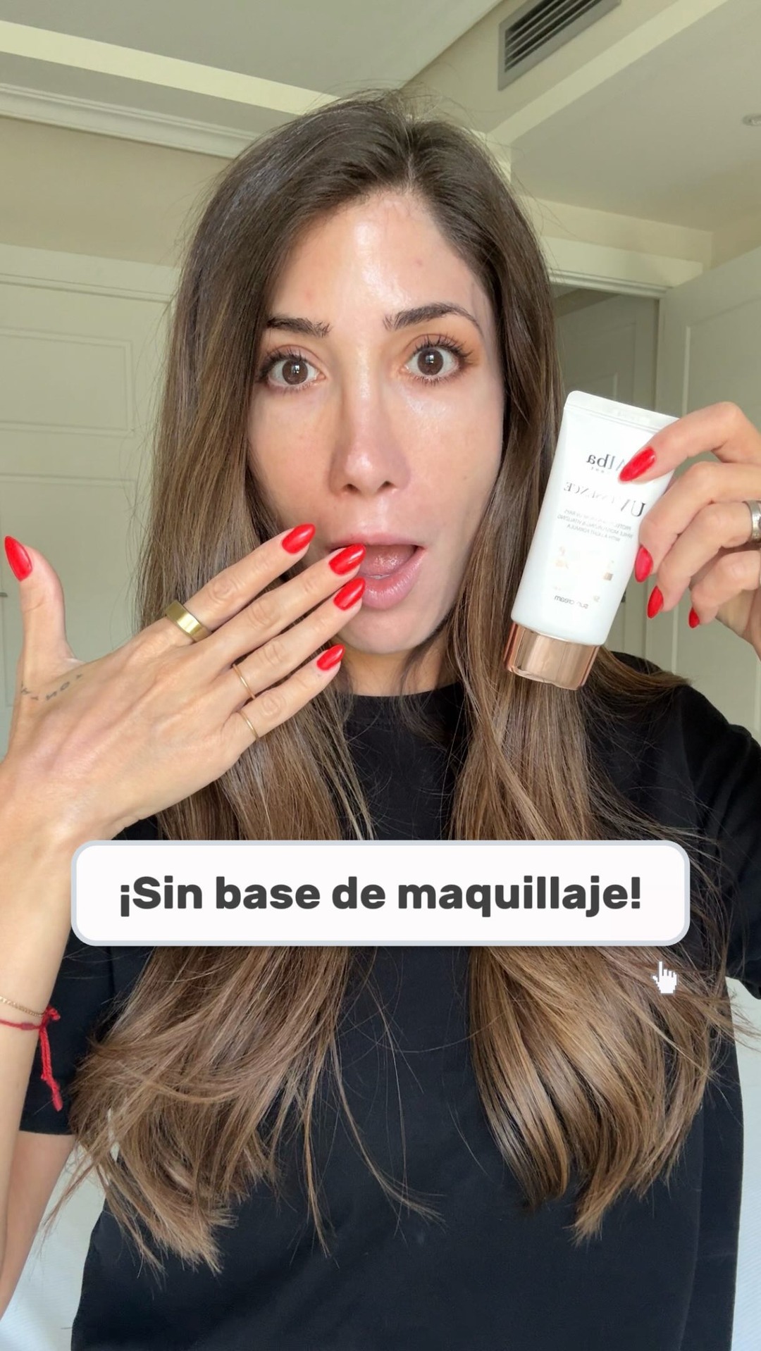 D'Alba ES Facebook ad: Es posible conseguir la piel perfecta que tienen…