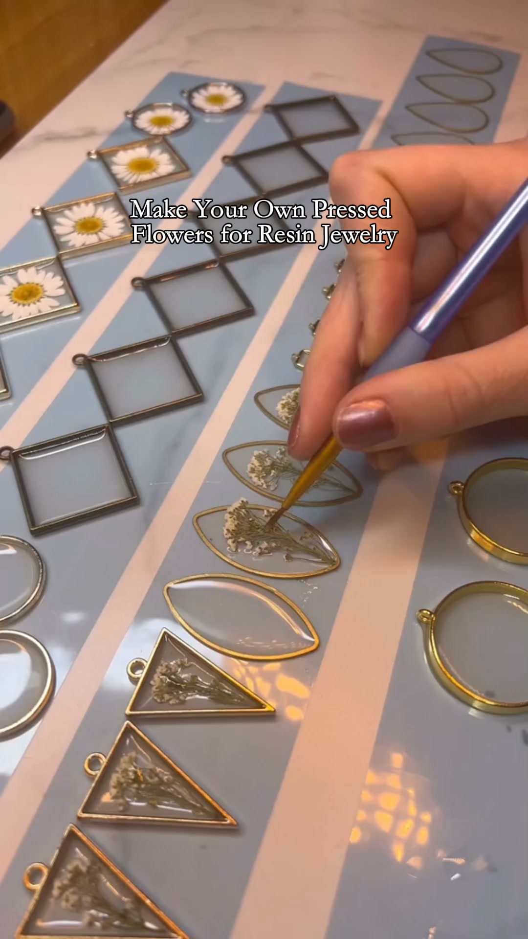 FloPress Facebook ad: Mini Flower Press