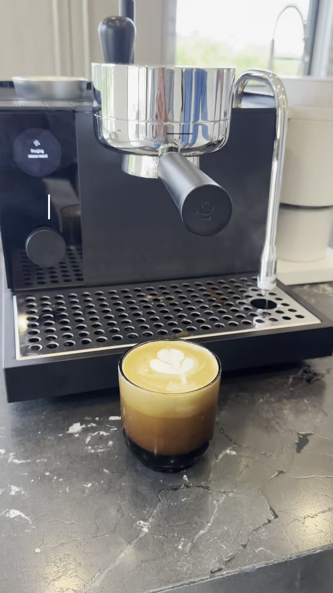 Fellow Facebook ad: This machine will ruin your favorite coffee shop-and…