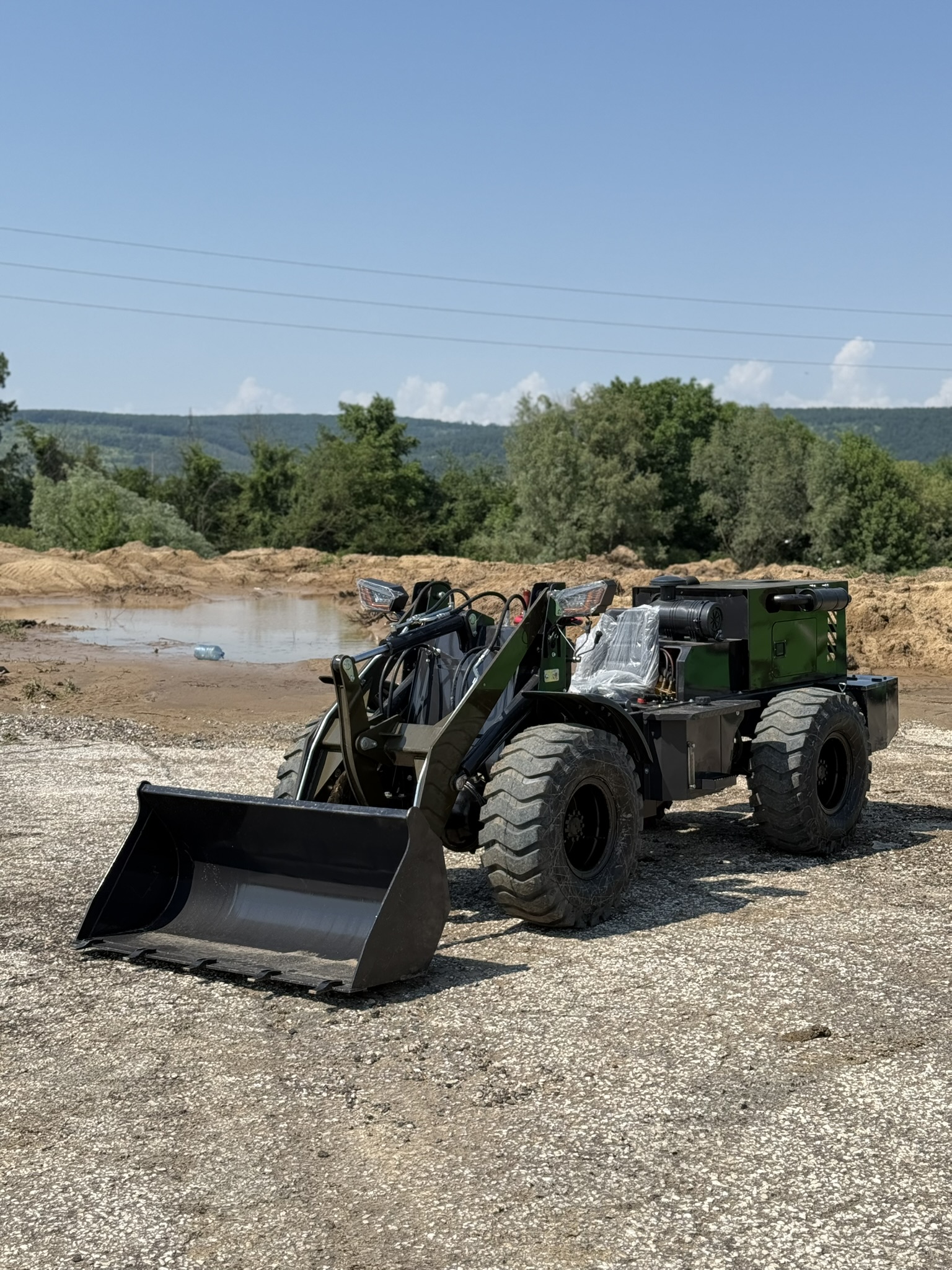 Muller Machinery Romania Facebook ad: 8.990€ + TVA Încărcător Frontal
