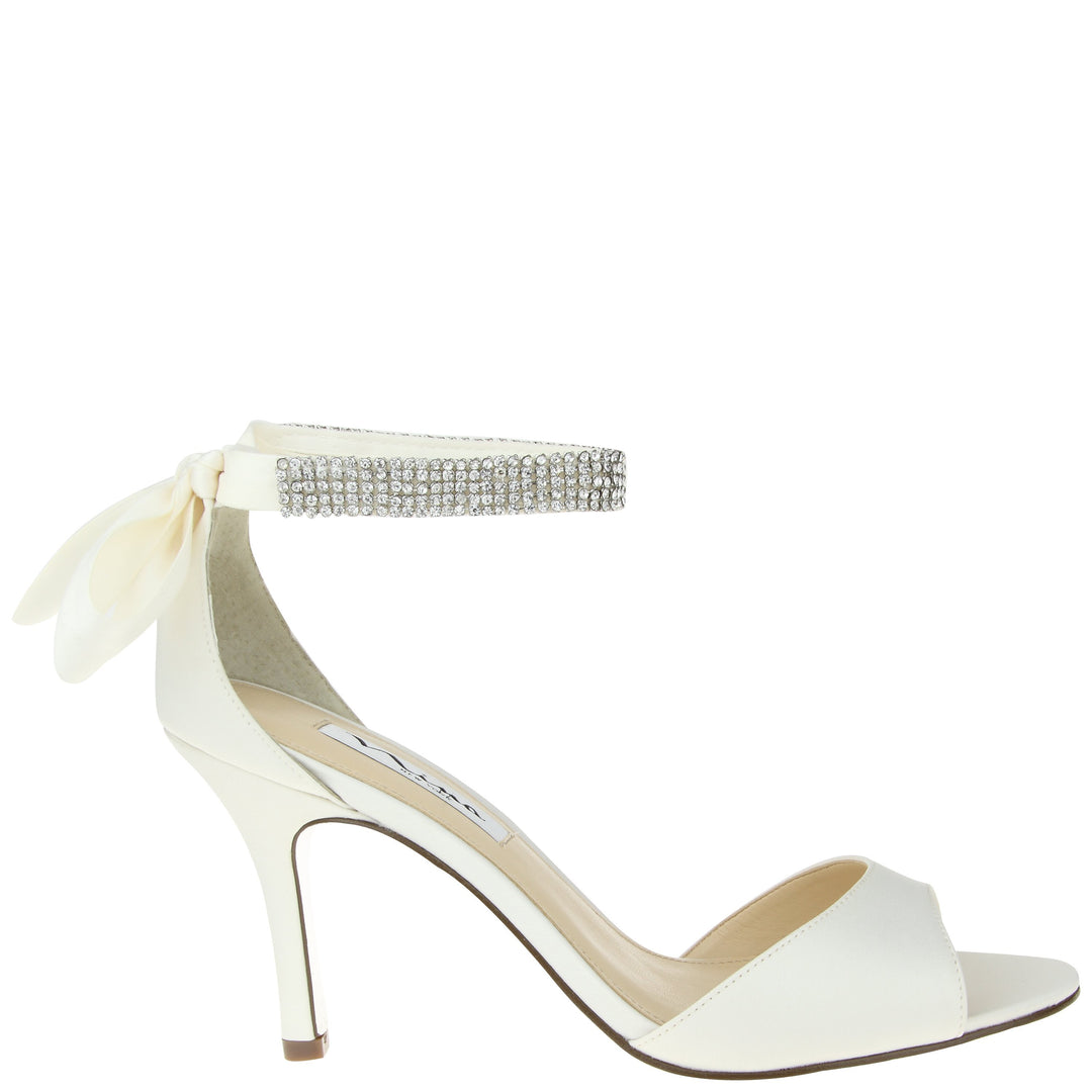 Nina Shoes Facebook ad