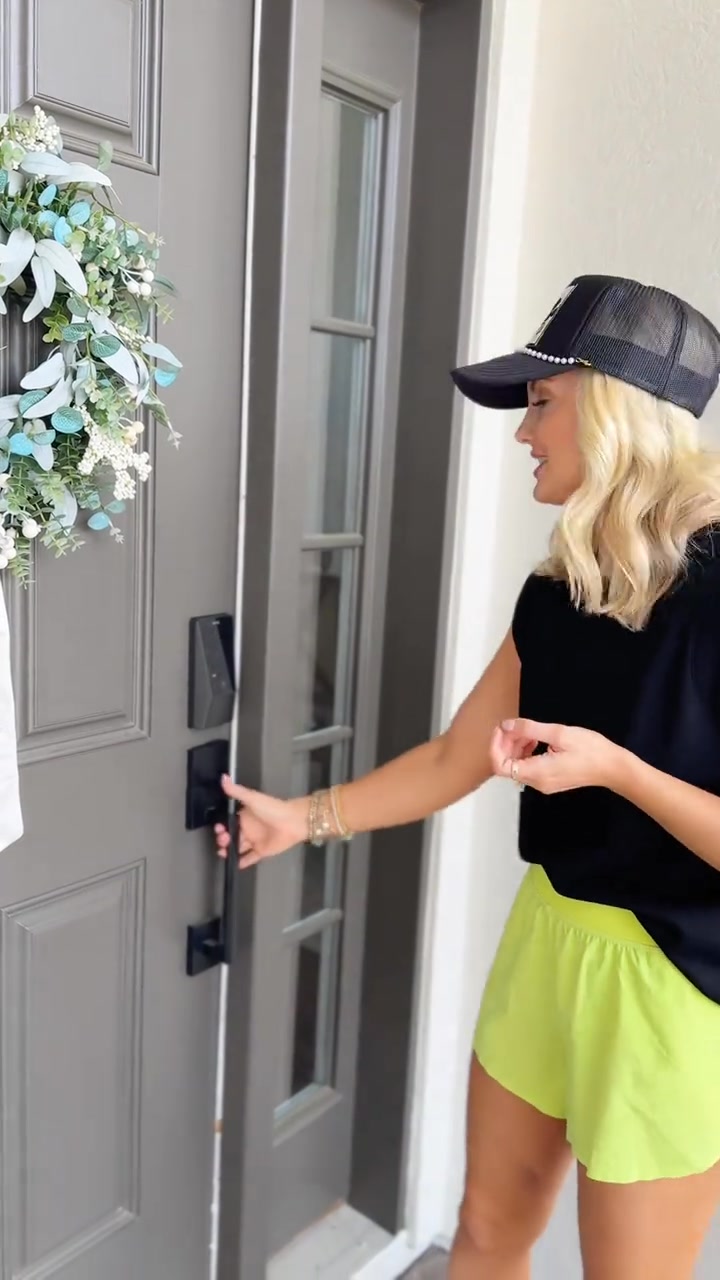 Wyze Facebook ad: The Coolest Way Anyone Has Ever Opened a Door
