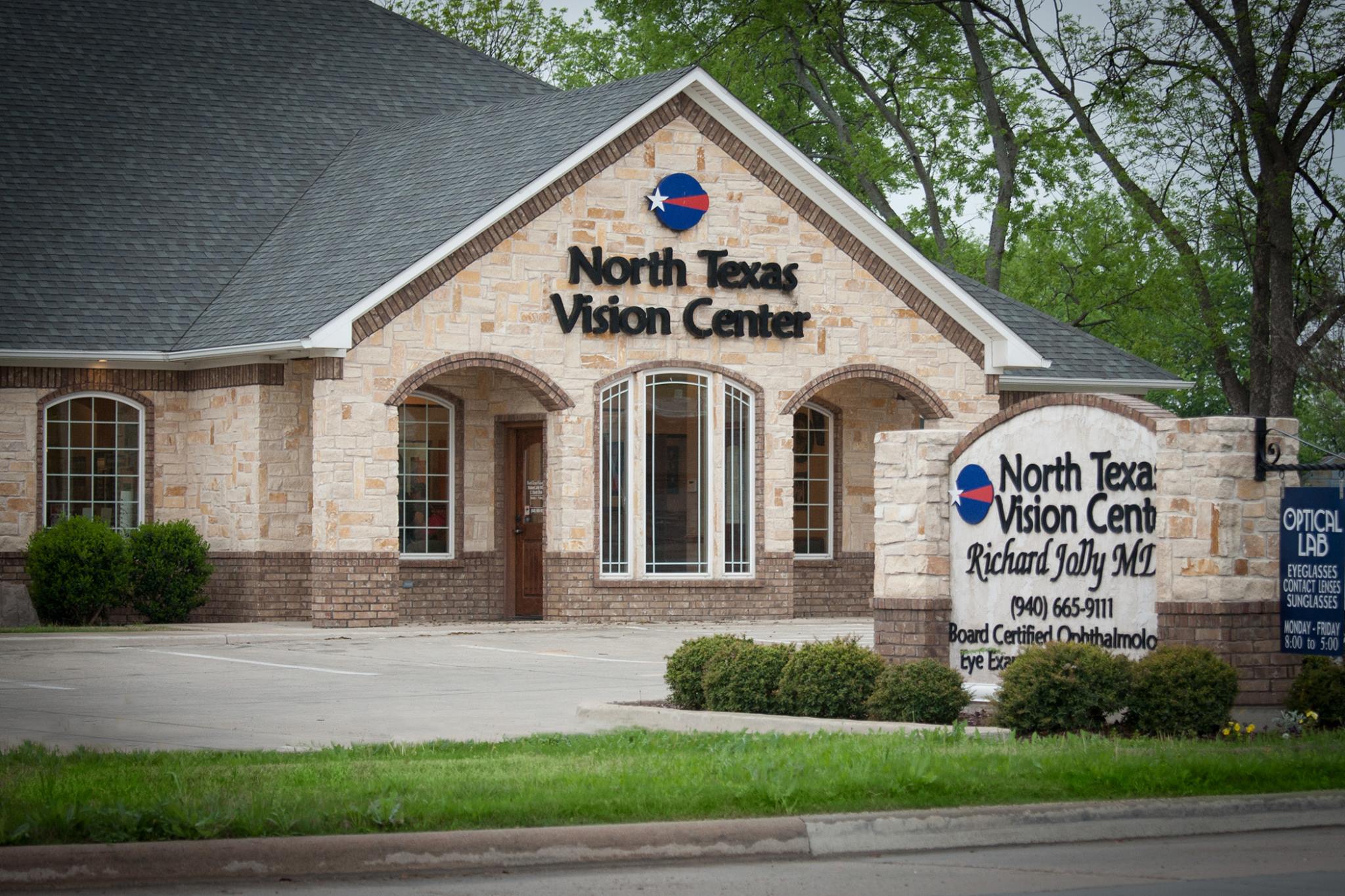 North Texas Vision Center Facebook ad: Providing comprehensive eye care for all ages.