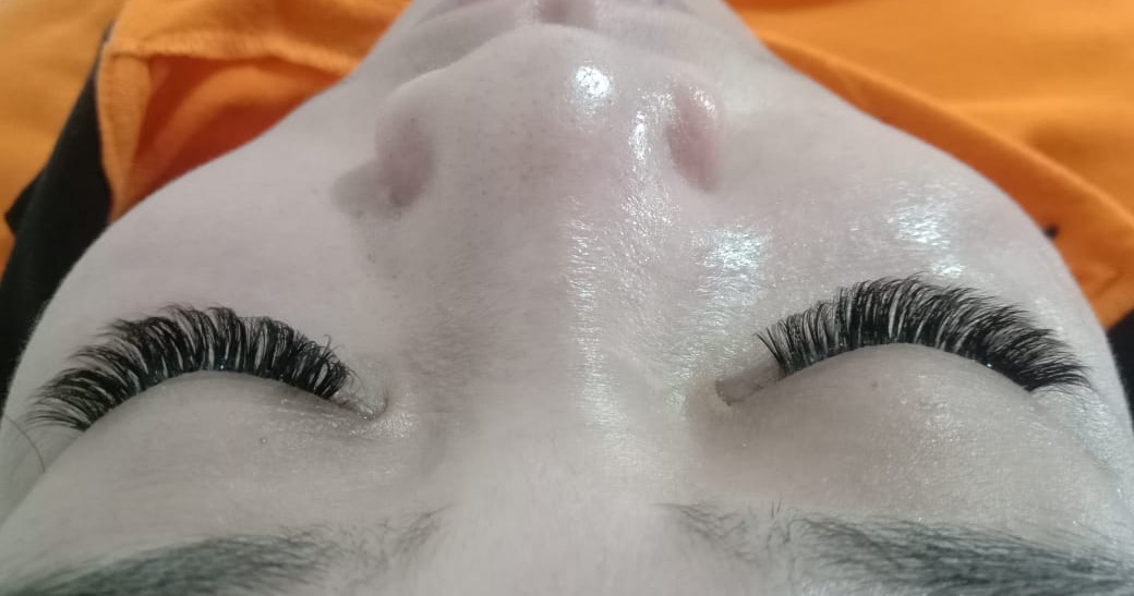 Indira Salon & Spa Facebook ad from Nov 22, 2021