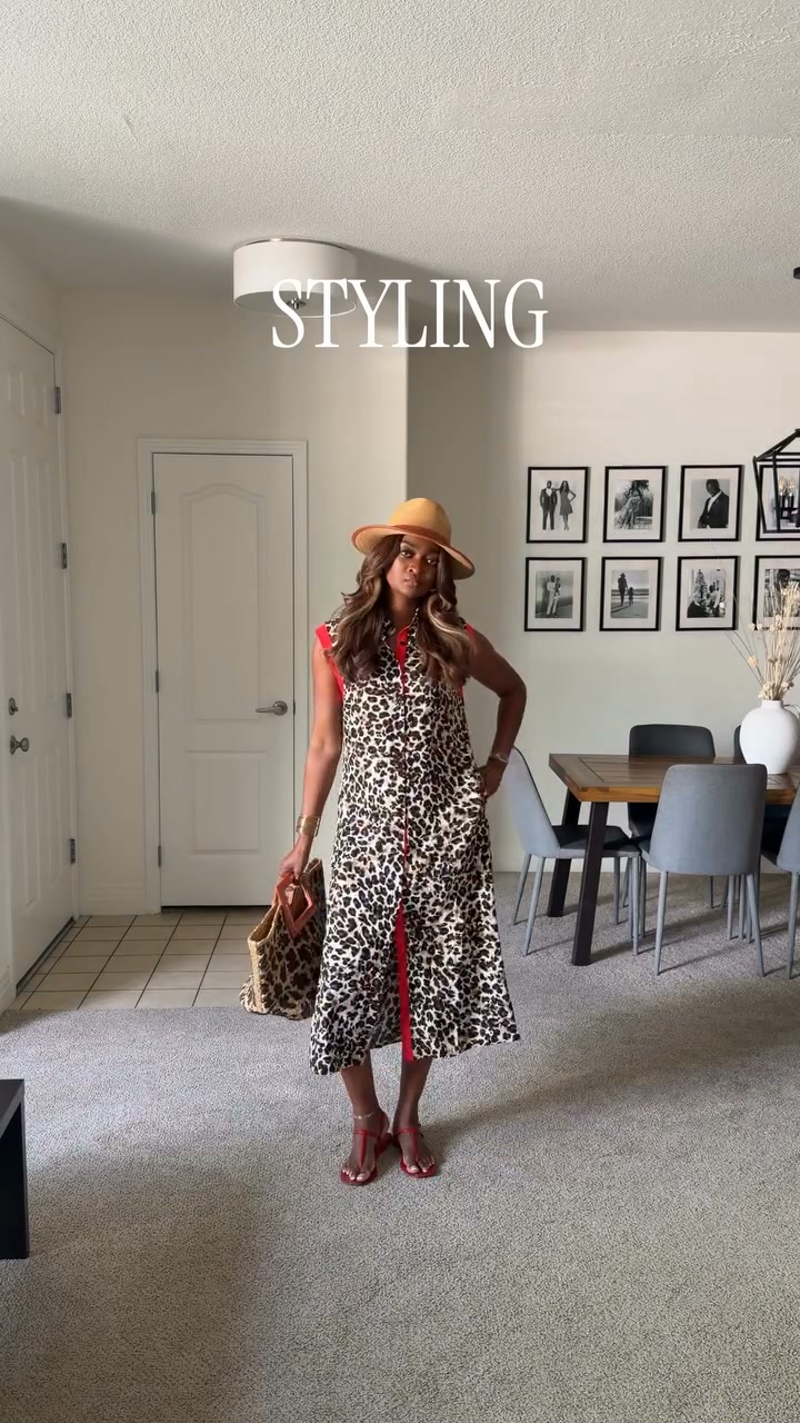 StyleWe Facebook ad: Dress them up or down for a fashion forward