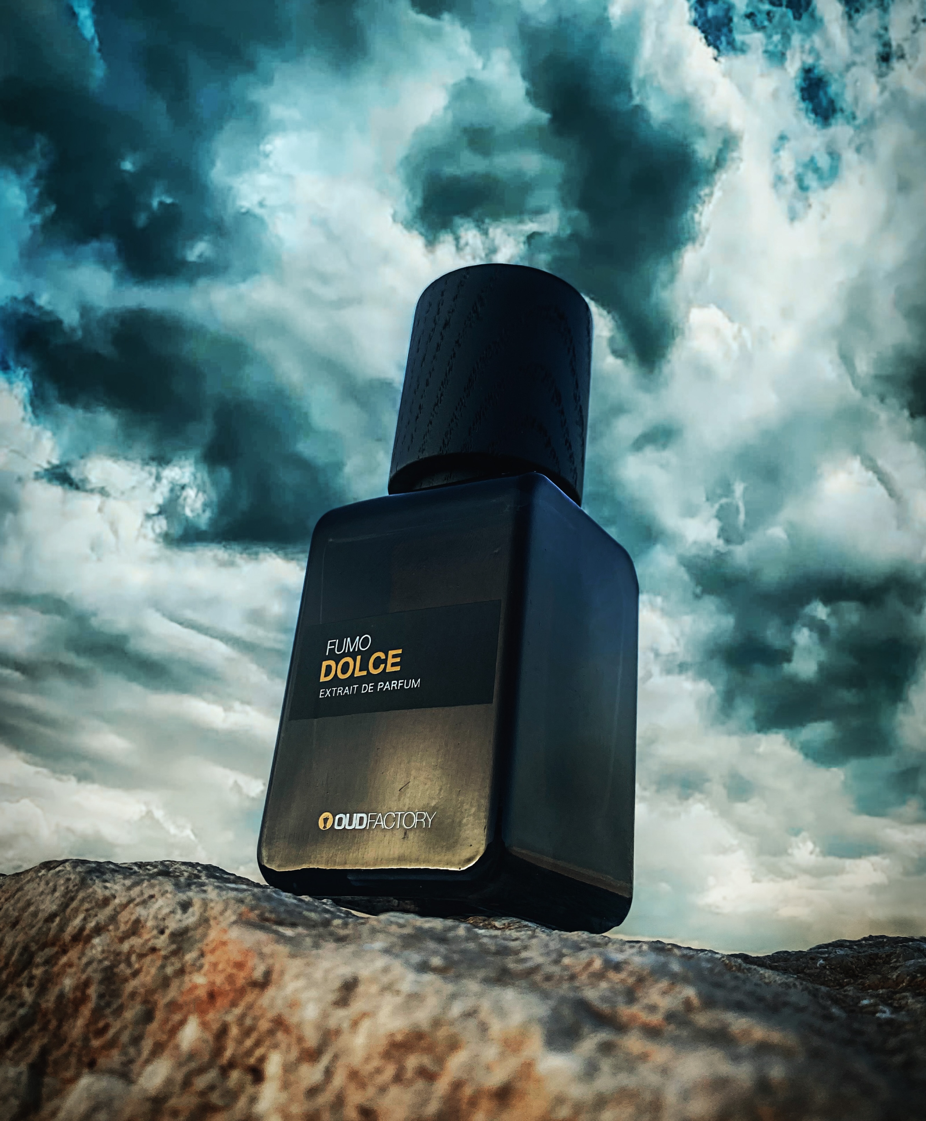 Oud Factory - مصنع العود Facebook ad: Oud Factory | Leading Online Oud Perfumes & Fragrance Oils