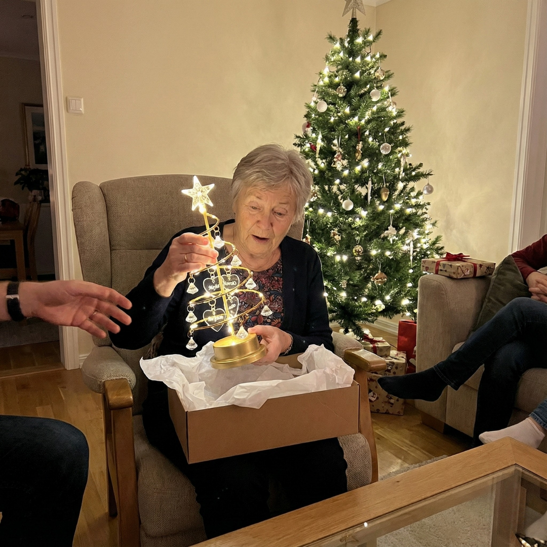Ristal Facebook ad: Vakkert Personlig Juletre